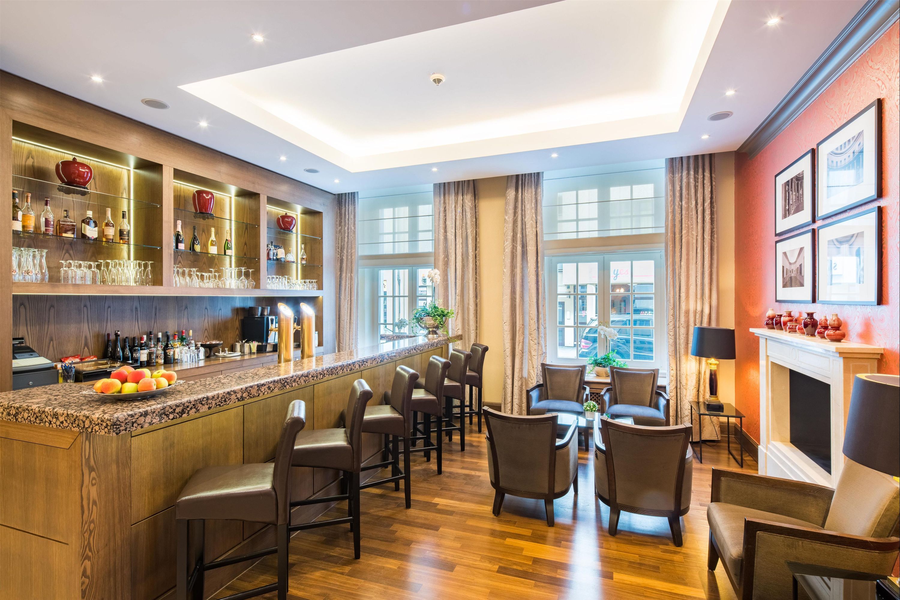 Best Western Plus Hotel Stadtpalais - בראונשווייג - בר