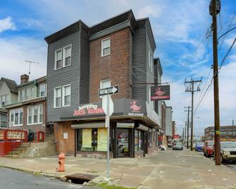 Philadelphia Apartment, Near Transit and Sites! - Philadelphia - Building