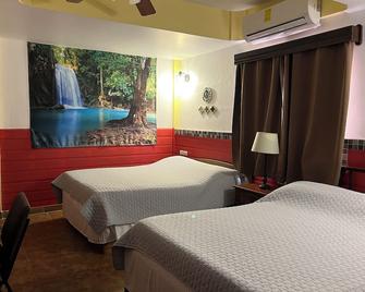 Easy Inn Hotel - Ciudad de Belice - Habitación