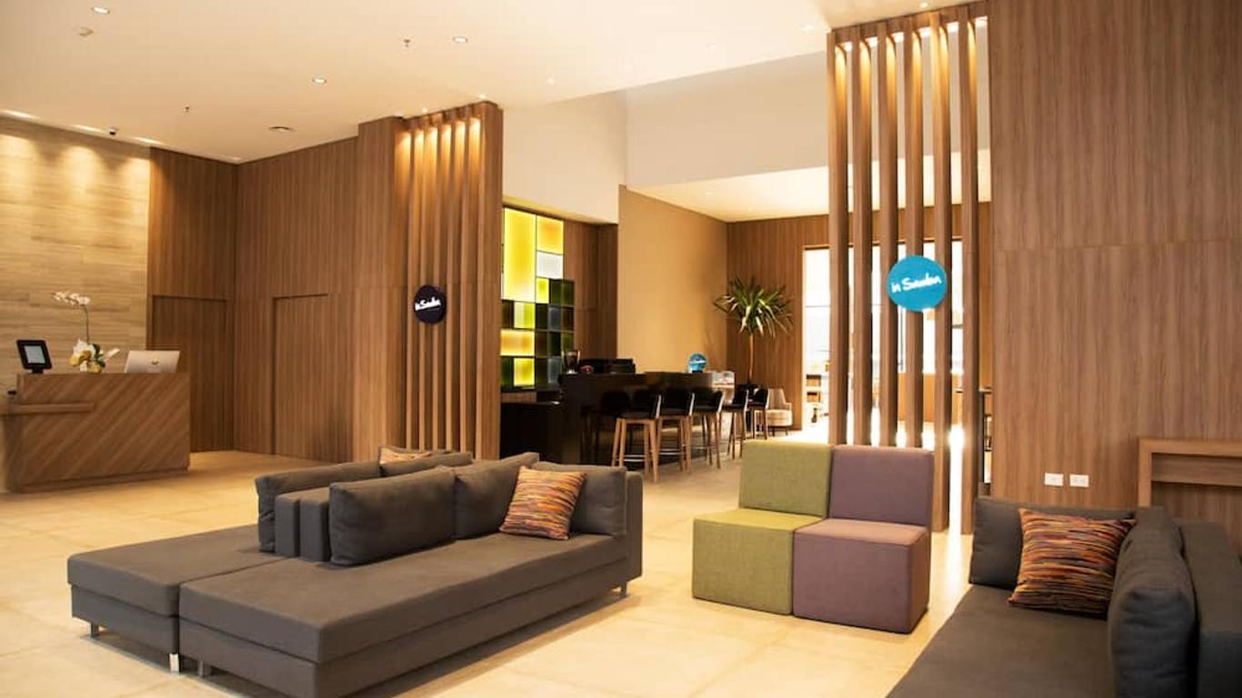 ريو هوتل باي بوربون سيوداد ديل إيست