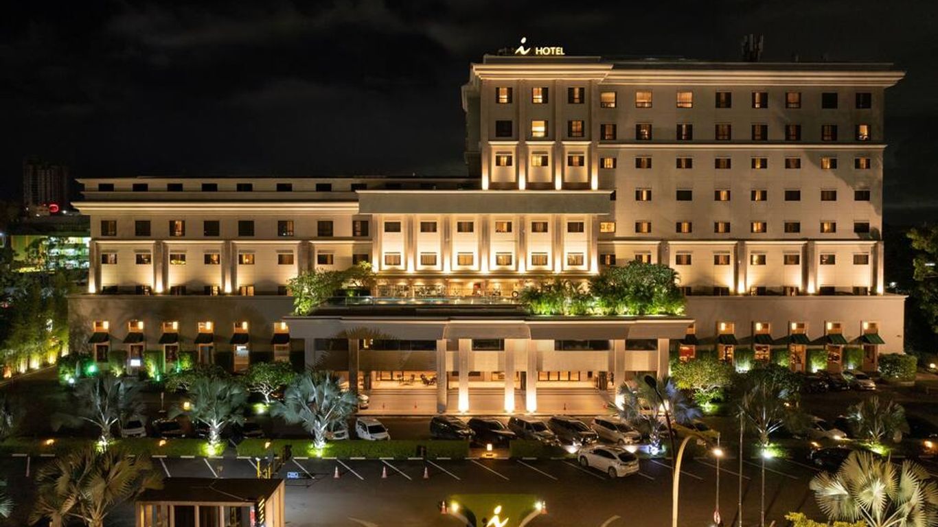 I Hotel Batam