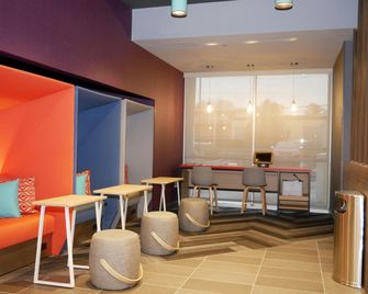 Tru by Hilton Chambersburg - Chambersburg - Lounge