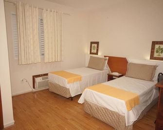 Láparos Hotel - São Carlos - Sypialnia