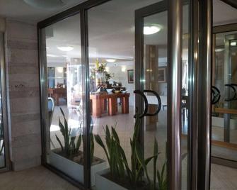 Hotel Marom Haifa - Haifa - Lobby