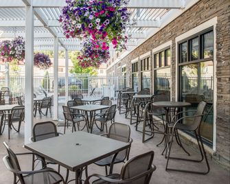 Holiday Inn Express & Suites Coeur D Alene I-90 Exit 11 By IHG - Coeur d'Alene - Restaurace