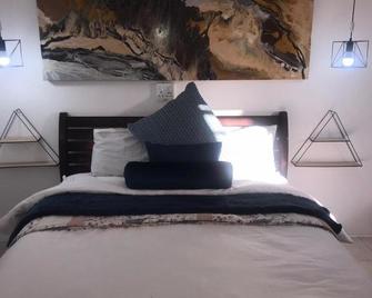 Addo Mountain View - Colchester - Bedroom