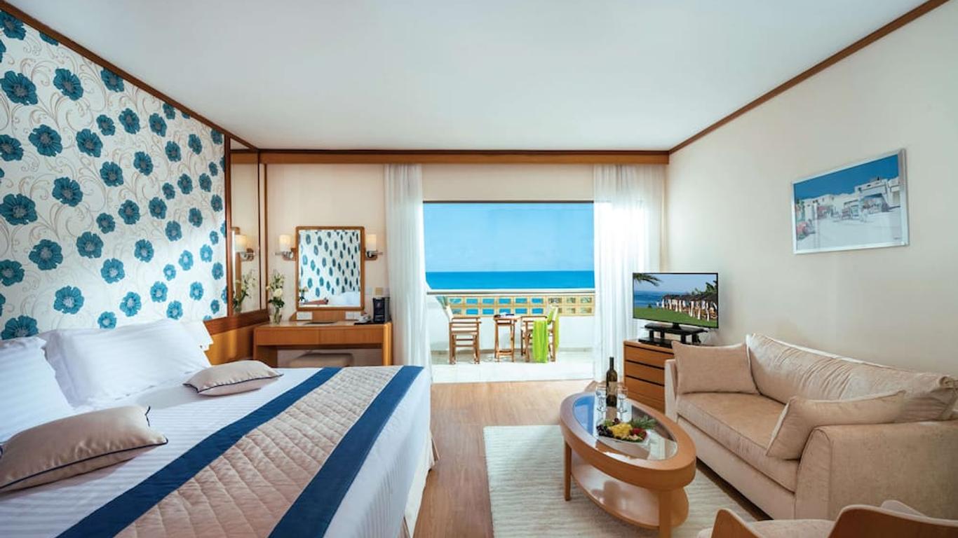 Constantinou Bros Athena Royal Beach Hotel