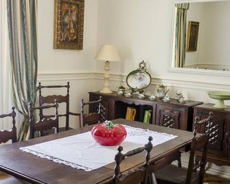 Manor House 5 min from the Santa Cruz Beach and 50 min from Lisbon - A dos Cunhados - Comedor