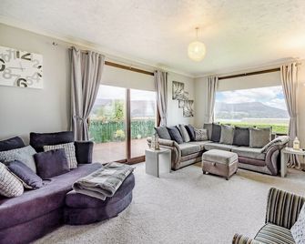 Highview - Brodick - Wohnzimmer