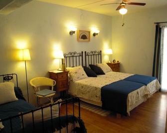 La Casa de la Abuela Clotilde - Hornos - Habitación