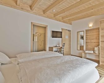 Hotel Steinrösl - San Cassiano/St. Kassian - Quarto