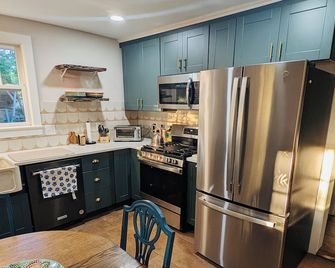 Hacienda Farmhouse - Easley - Cocina