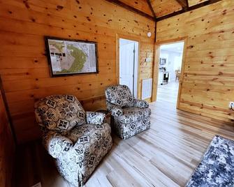 Full remodel No trailering to the Windrock, Norris Lake and Trails close by. - Rocky Top - Sala de estar