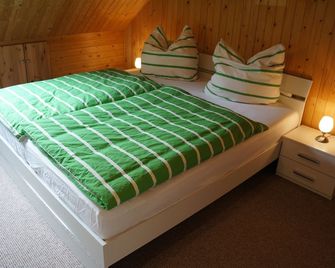 Schorfheider Ferienwohnung - Eberswalde - Schlafzimmer