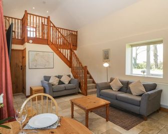 Sunnyside - Weston-super-Mare - Living room