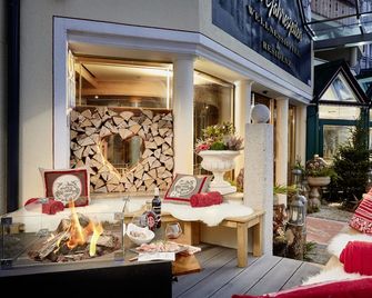 Hotel Vier Jahreszeiten - Eben am Achensee - Patio