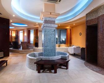 Alexandros Palace - Trypiti - Lobby