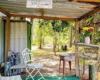 Tiny House surrounded by Florida farm beauty - Arcadia - Patio