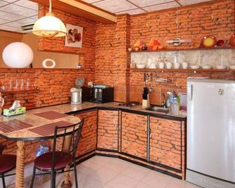 Jomtien Beach Condo (Rimhat) - Pattaya - Cucina
