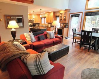 Deer Park 3bd/3bath sleeps 12, NEW AC! - North Woodstock - Soggiorno