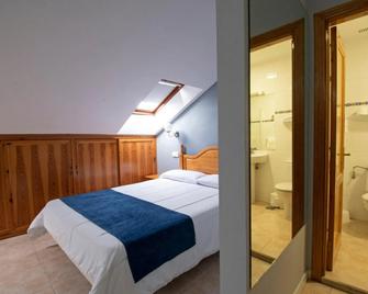 Hotel Campomar - Isla - Bedroom