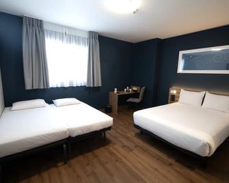 Travelodge Madrid Alcalá - Madrid - Bedroom