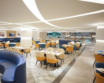 Transit by Encalm - Nap and Shower - Shamshabad - Restaurant