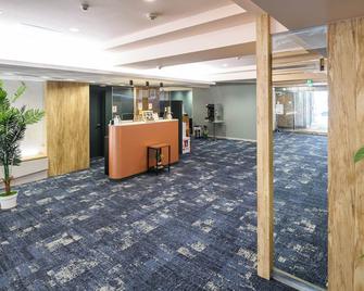 Hotel Kansai - Osaka - Front desk