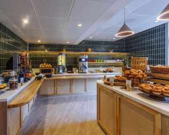 ibis Styles Antibes - אנטיב - חדר אוכל