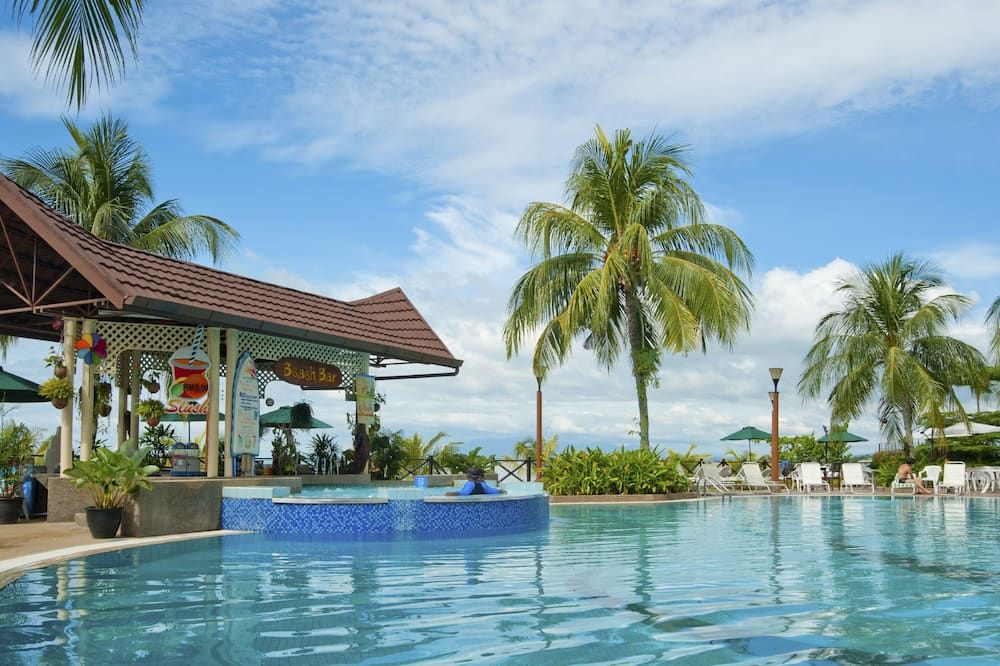 Flamingo Hotel by the Beach, Penang - ג'ורג' טאון - בריכה