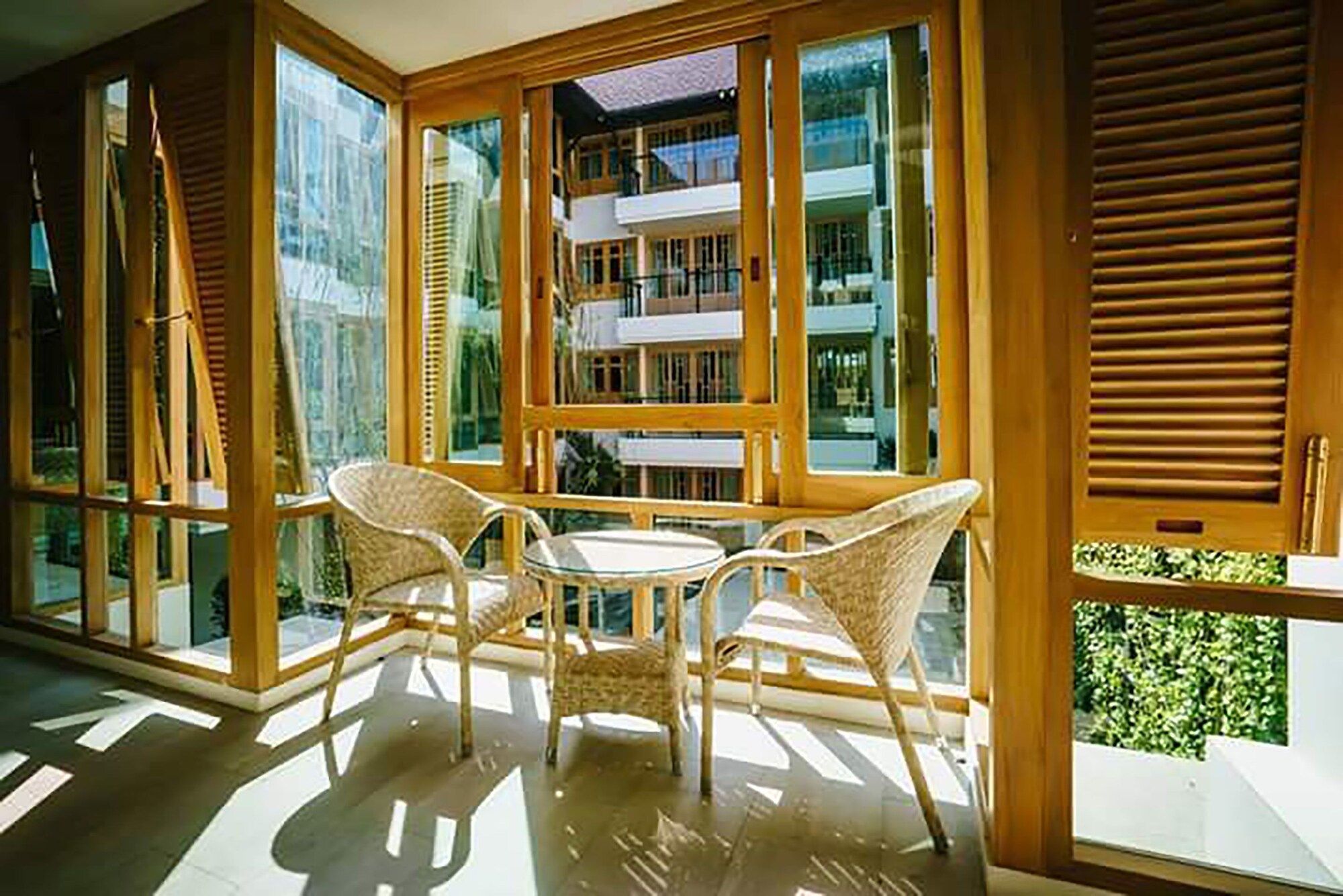 Moon Dragon Hotel - Chiang Mai - Balcón
