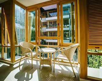 Moon Dragon Hotel - Chiang Mai - Balcón