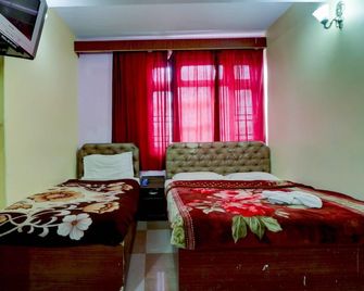 Potala Guest House - Gangtok - Bedroom