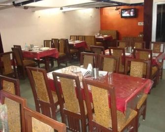 Hotel Al Zaiqa - Durg - Restaurant