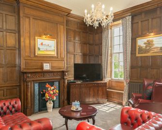Haughton Hall Hotel - Shifnal - Lounge