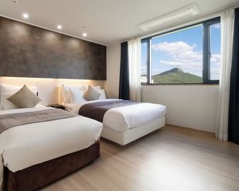 CM Park Hotel - Andong - Habitación
