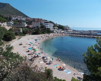 First Floor Apartment N. 1 - Cala Gonone - Plage