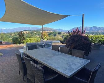 Ridgehouse Wanaka - Wanaka - Patio