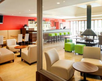 ibis Styles Louvain-la-Neuve - Hotel & Events - Louvain-la-Neuve - Bar