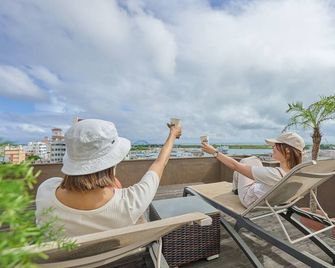 Ishigakijima Hotel Cucule - Ishigaki - Balcón