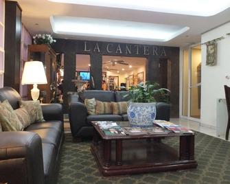 Hotel Rincon Real Suites - Durango