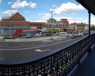 The Family Hotel - Maitland