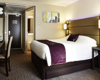 Premier Inn Dundee North - Dundee - Bedroom
