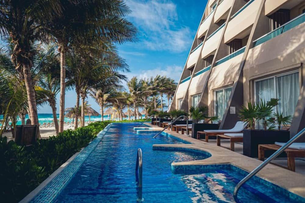 فلامينجو كانكون - -سعامشامل جميع الخدمات