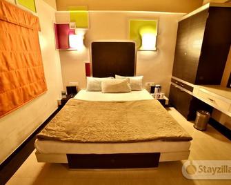 Hotel Harmony - Jūnāgadh - Bedroom