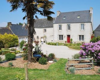 Les Chambres du Mad - Henvic - Building
