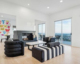 Hollywood Hills Luxury Nest - Los Ángeles - Sala de estar