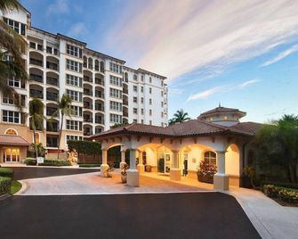 Ocean Pointe 2 bedroom villa- The glitz & glamour of Palm Beach Shores - Palm Beach Shores - Gebouw