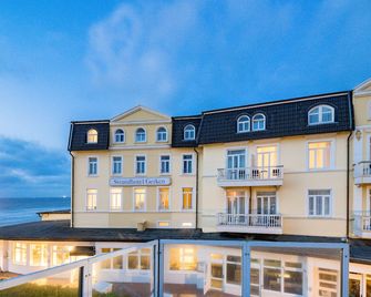 Strandhotel Gerken - Wangerooge - Building