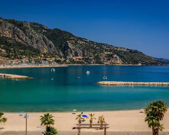 Hôtel Vendôme Menton - מאהטו - חוף